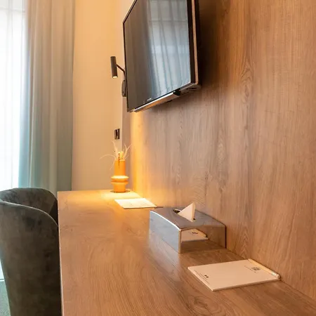 Kazakiwi Hotel 4*