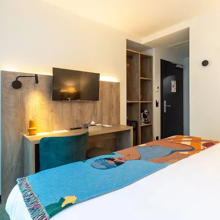 Kazakiwi Hotel 4*