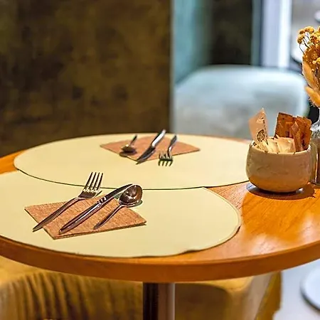 Hotel Kazakiwi Luxembourg By