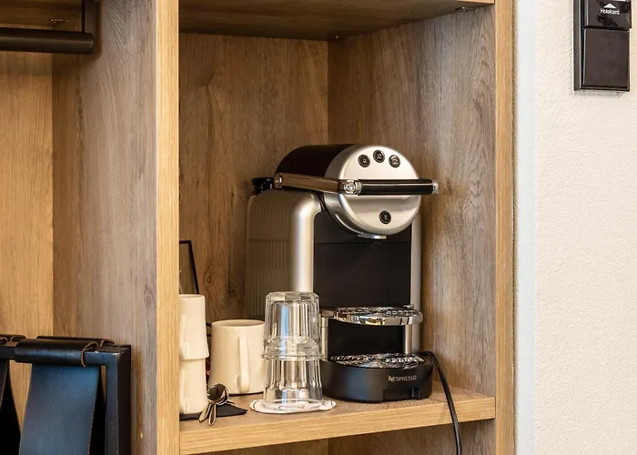 Отель Kazakiwi 4*