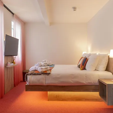 Kazakiwi Hotel Luxembourg